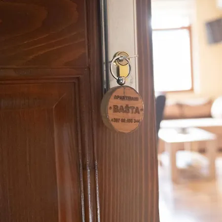 Basta Apartahotel