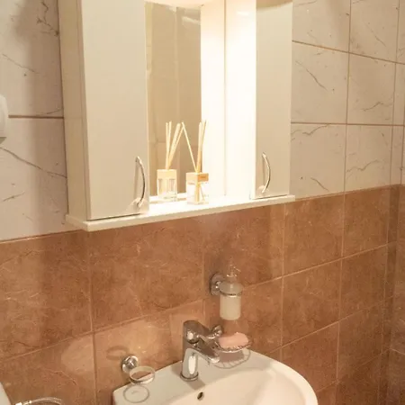 Apartahotel Basta 3*